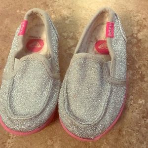 Baby roxy slip on shoes